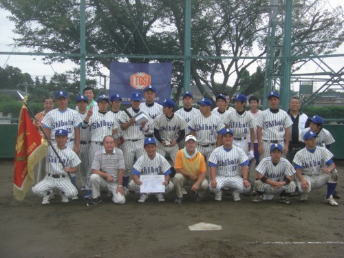 優勝したシバタチーム